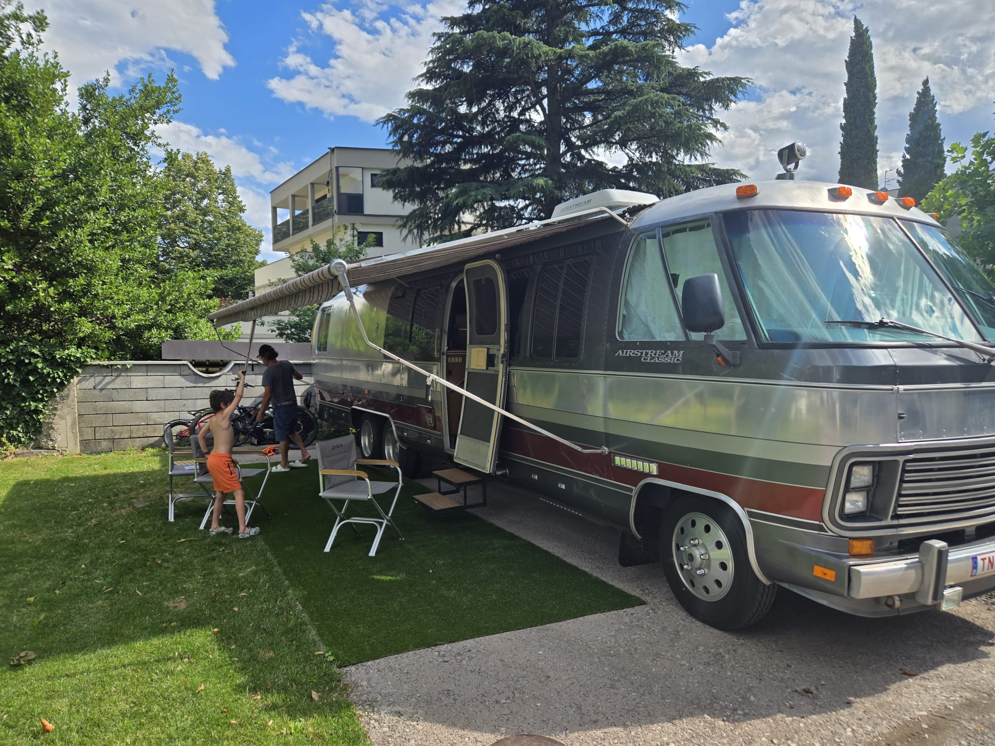 Premium Folding Chairs for the Airstream Camper Van Lifestyle