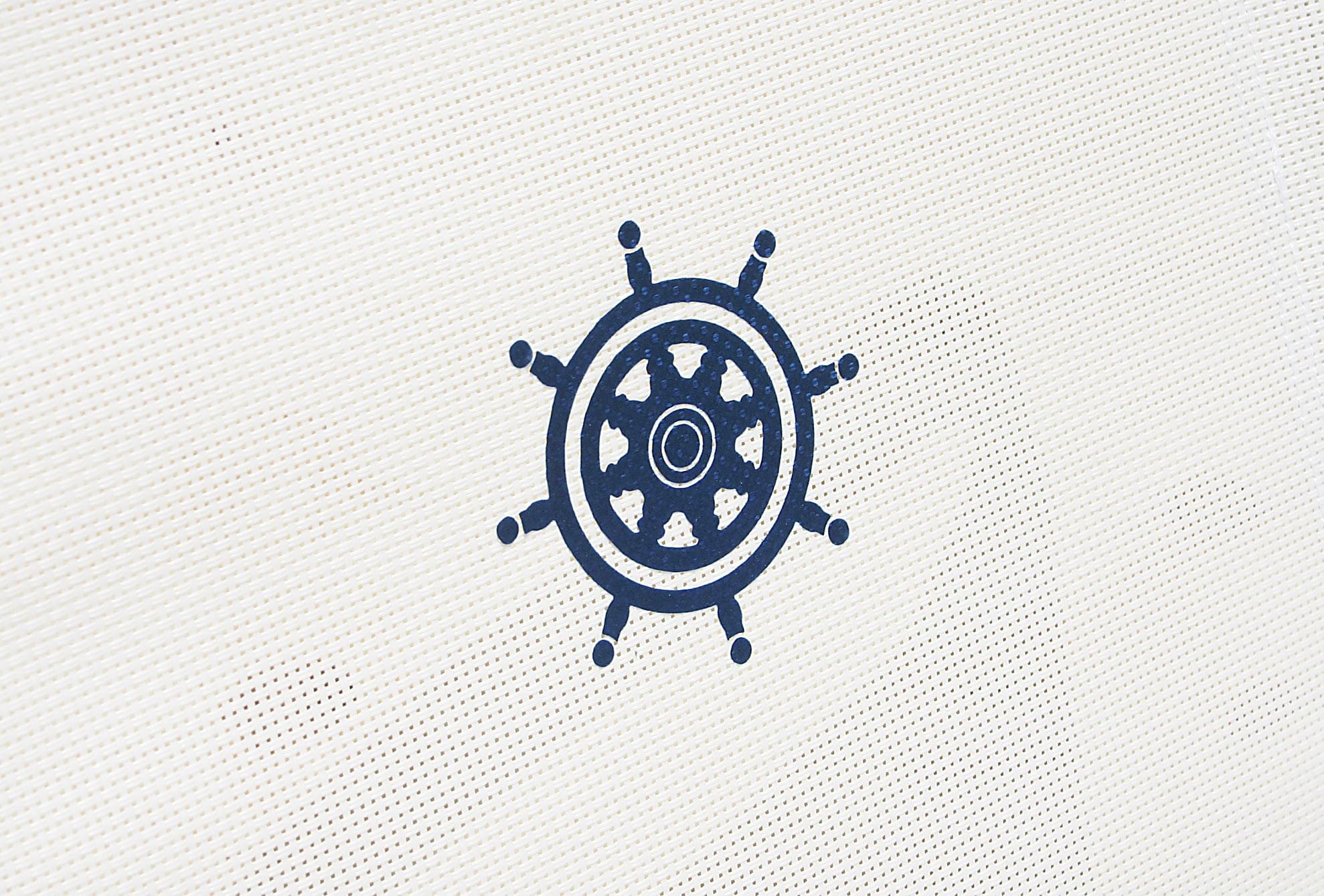 FORMA MARINE Boat Chair with Teak Armrests  Folding Aluminum High Back White Textilene Fabric M150VW #color_white vinyl